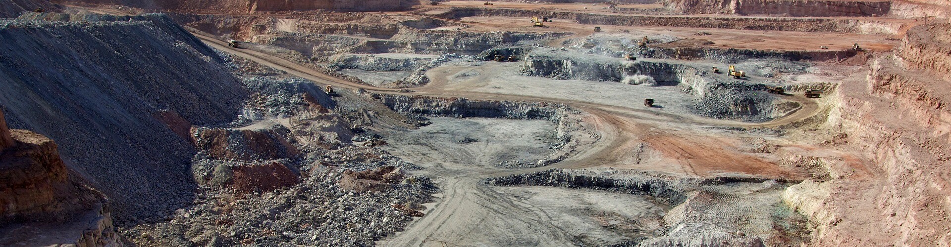 Vue aérienne de l'usine de la mine de Somaïr, Niger